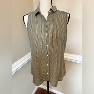 Banana Republic Short Sleeve Button Down Blouse